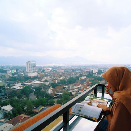 Inap At Capsule Hostel Bandung Kültér fotó